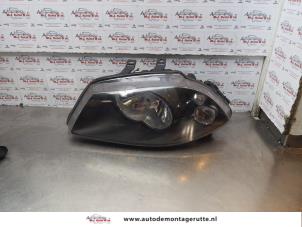 O178620 Gebruikte koplamp links Seat Ibiza