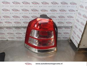 O178623 Gebruikte achterlicht links Opel Zafira