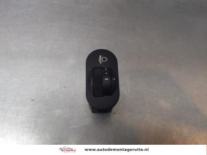 O178634 Gebruikte schakelaar koplamp ihv Ford KA