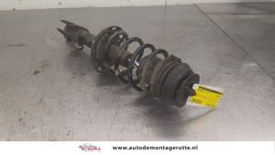 O178652 Gebruikte voorpoot rechts Opel Combo