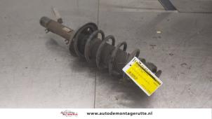 O178664 Gebruikte mac phersonpoot links-voor Volkswagen Golf