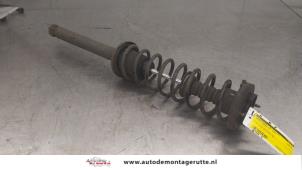 O178681 Gebruikte achterpoot rechts Renault Twingo