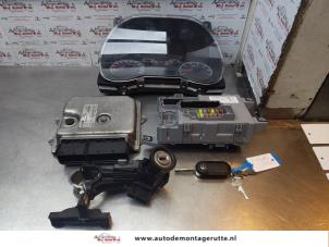 O178700 Gebruikte contactslot + computer Opel Combo