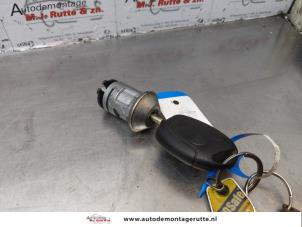 O178781 Gebruikte sleutel+contactslot Ford Transit Connect