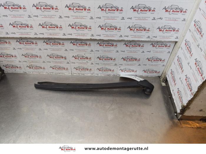 Gebruikte Ruitenwisserarm achter Skoda Fabia O178835