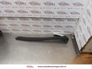 O178835 Gebruikte ruitenwisserarm achter Skoda Fabia