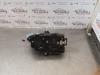 Gebruikte Portierslot Mechaniek 4Deurs links-achter Volkswagen Touran O178862