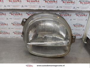 O178942 Gebruikte koplamp rechts Renault Twingo