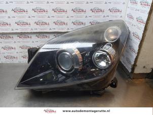 O178939 Gebruikte koplamp links Opel Astra
