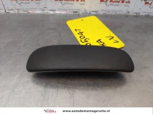 O178979 Gebruikte portiergreep 2deurs links Ford KA
