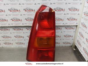O178981 Gebruikte achterlicht links Ford Focus