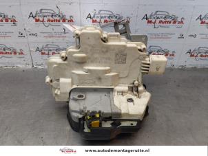 O179004 Gebruikte portierslot mechaniek 4deurs rechts-voor Audi A6