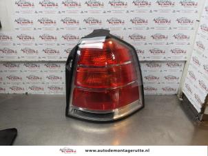 O179025 Gebruikte achterlicht rechts Opel Zafira