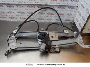 O179042 Gebruikte raammechaniek 2deurs links-voor Renault Megane