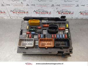 O179159 Gebruikte zekeringkast Peugeot 308