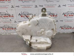 O179177 Gebruikte portierslot mechaniek 4deurs links-achter Honda Civic