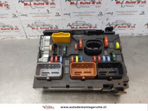 O179212 Gebruikte zekeringkast Peugeot 207