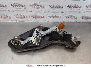 O179213 Gebruikte fitting achterlicht rechts Peugeot 207