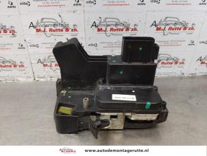 O179256 Gebruikte deurslot mechaniek 4deurs rechts-voor Ford Fiesta
