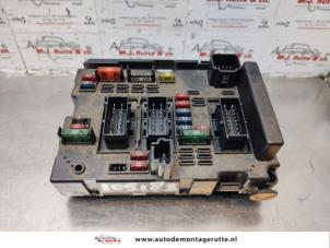 O179324 Gebruikte zekeringkast Peugeot 307