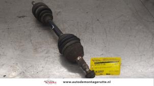 O179408 Gebruikte aandrijfas links-voor Opel Zafira