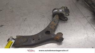 O179418 Gebruikte draagarm rechts-voor Volvo V40