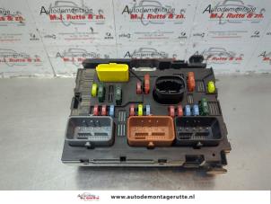 O179425 Gebruikte zekeringkast Peugeot 307