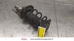 O179450 Gebruikte voorpoot links Volvo V40