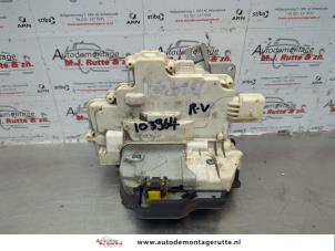 O179491 Gebruikte slotmechaniek portier 4deurs rechts-voor Audi A4