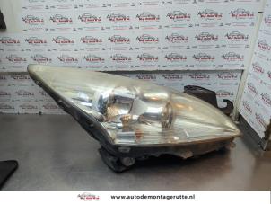 O179498 Gebruikte koplamp rechts Peugeot 3008