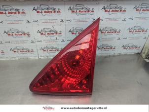 O179604 Gebruikte achterlicht rechts Peugeot 3008