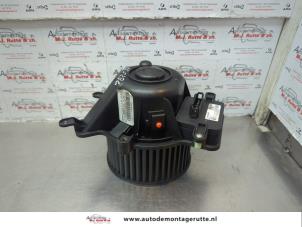 O179621 Gebruikte kachel ventilatiemotor Peugeot 3008