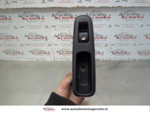 O179628 Gebruikte raam schakelaar elektrisch Peugeot 3008