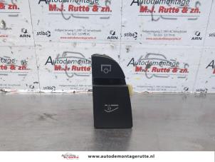 O179676 Gebruikte schakelaar dashboardkastje Audi A6