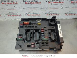 O179811 Gebruikte zekeringkast Peugeot 307