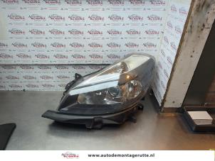 O179816 Gebruikte linker koplamp Renault Clio