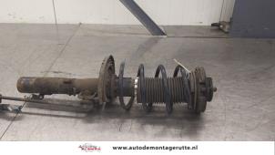 O179825 Gebruikte voorpoot rechts Audi A2