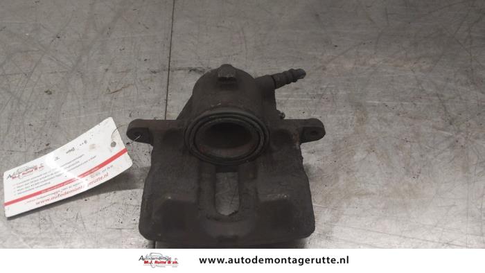 Gebruikte Remklauw (Tang) rechts-voor Renault Megane Scenic O179832