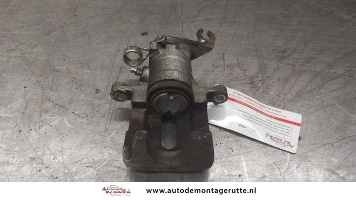 Gebruikte Remklauw (Tang) rechts-achter Mitsubishi Space Star O179841