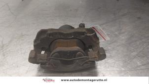 O179846 Gebruikte remklauw (tang) rechts-voor Volvo V40
