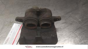 O179848 Gebruikte remklauw (tang) links-voor Landrover Range Rover