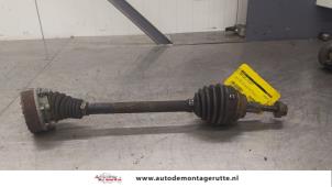 O179920 Gebruikte steekas links-voor Seat Leon