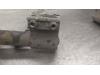 Gebruikte Schokdemperpoot links-voor Peugeot 3008 O179955