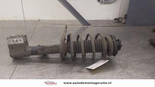 O179956 Gebruikte veerpoot rechts-voor Peugeot 3008