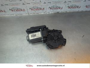 O180025 Gebruikte motor electrisch raam Kia Cee'D