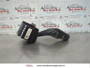 O180107 Gebruikte ruitenwis schakelaar Ford Focus