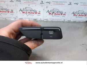 O180109 Gebruikte verwarmingsschakelaar achterruit Ford Focus