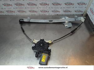 O180132 Gebruikte ruitmechaniek 4deurs rechts-voor Kia Picanto