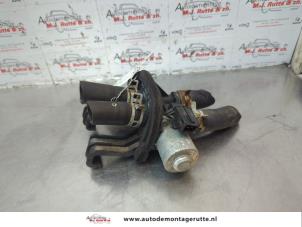 O180154 Gebruikte koelvoeistof regelklep elektrisch Ford KA