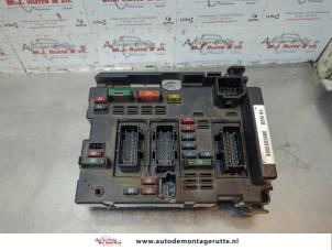 O180166 Gebruikte zekeringkast Peugeot 307